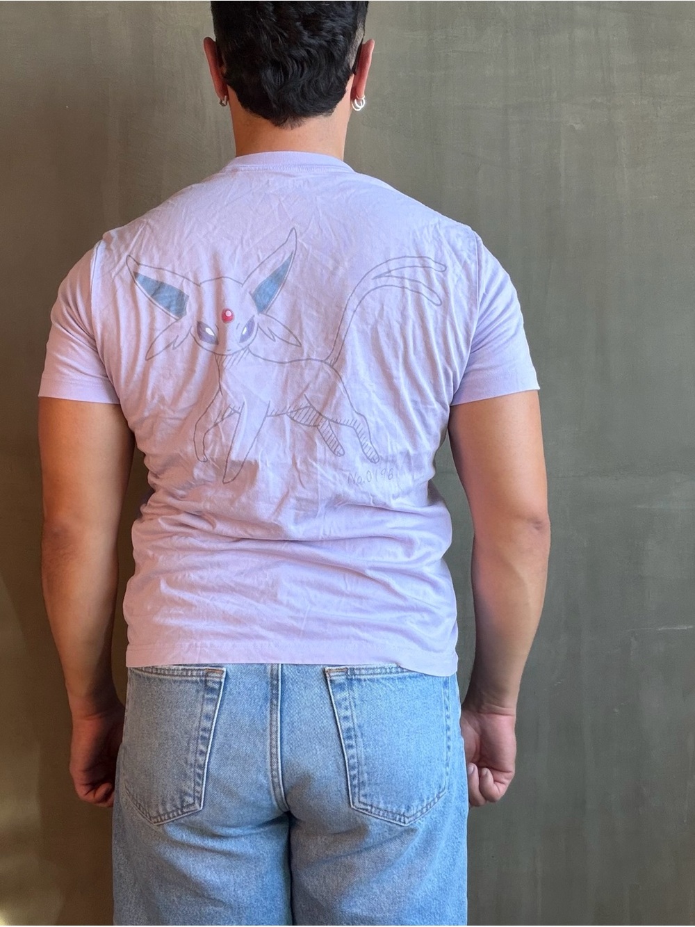 UNIQLO UT Pokémon Espeon Graphic T-Shirt Lavender Purple Size M